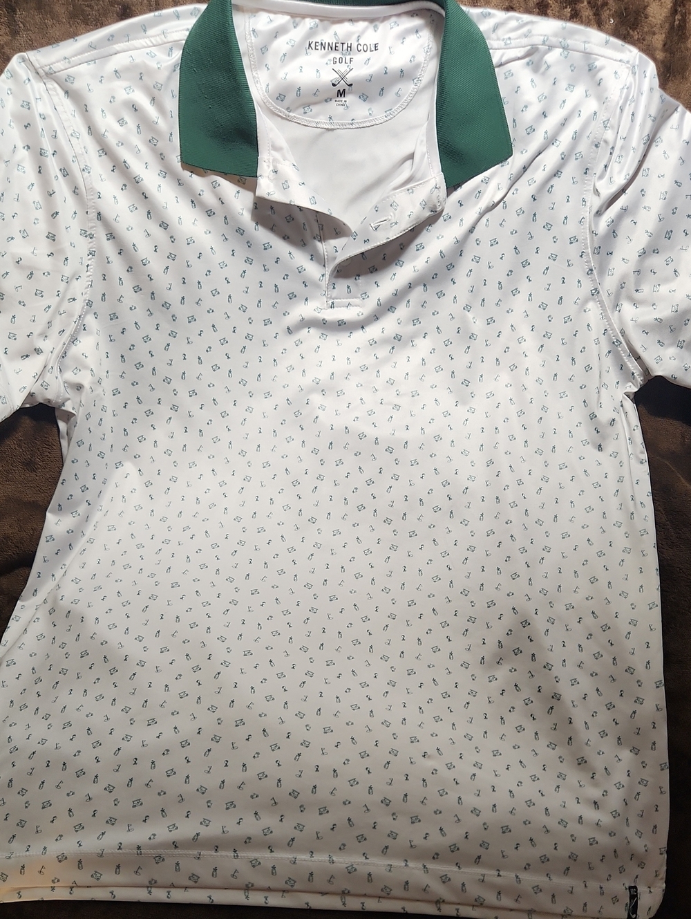 Kenneth Cole White Polo with Green Contrast Collar - Mens Size Medium